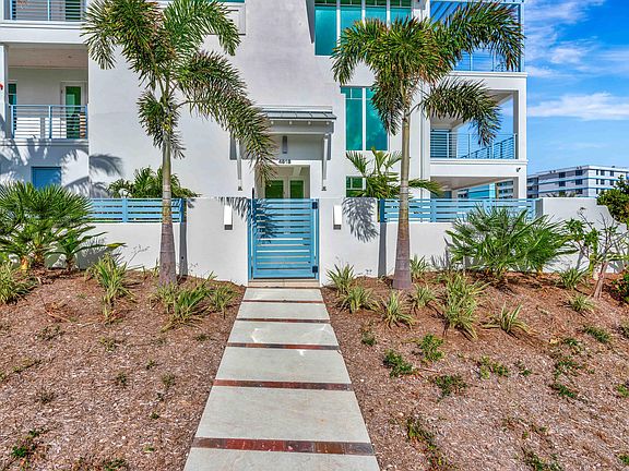 4th image of 461 Venus Drive Unit B