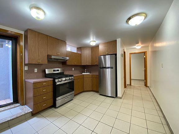 4th image of 24-28 23rd St #1A