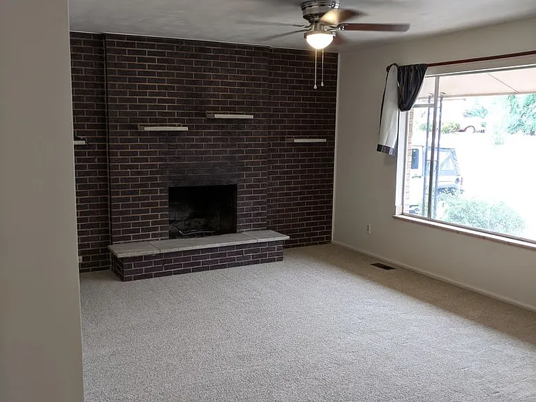 112 Judson St — Photo 2