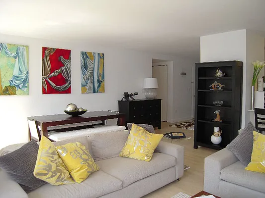 Sold by Sotheby's International Realty | media 3
