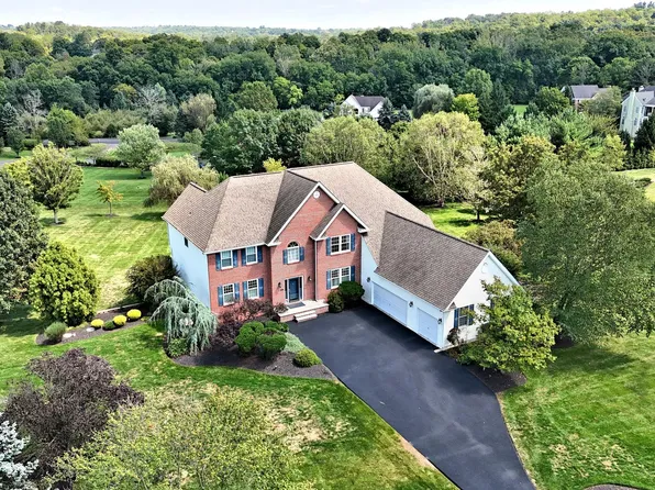 125 Tinari Dr, Richboro, PA 18954