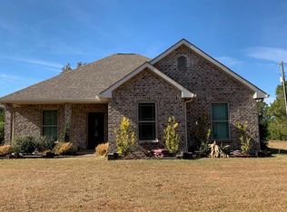 Carey Byrd Rd, Carriere, MS 39426