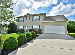 6409 Granite Hill Ln, Knoxville, TN 37923