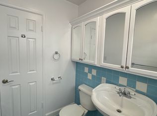 1625 N Edgemont St #10, Los Angeles, CA 90027
