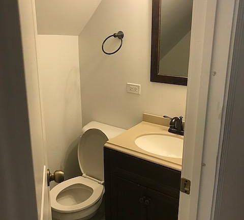 4th image of 3119 N Kedzie Ave #A