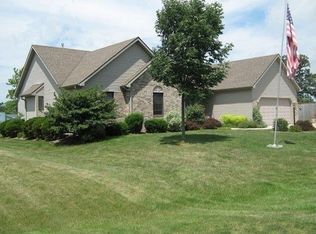 3450 Nicholson Rd, Franksville, WI 53126