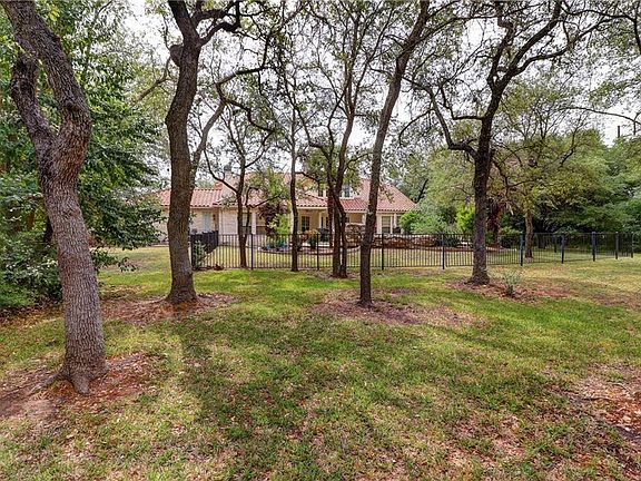 4th image of 5700 Laguna Cliff Ln