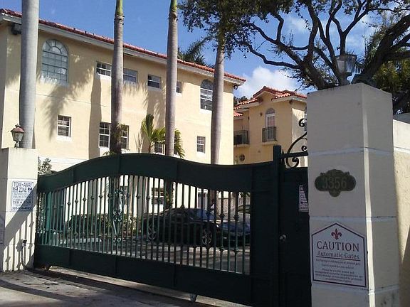 Gated complex entry