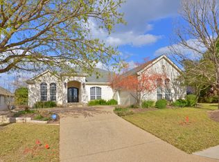 10817 River Plantation Dr, Austin, TX 78747