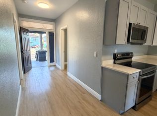 2139 W Saint John St, Tampa, FL 33607