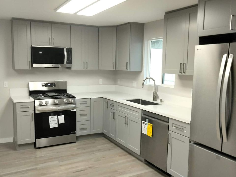 1st image of 2305 Rockefeller Ln #E