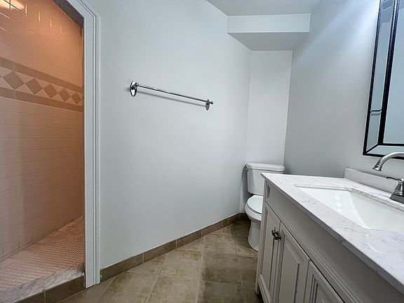 5th image of 2614 Boston Post Rd #32AL