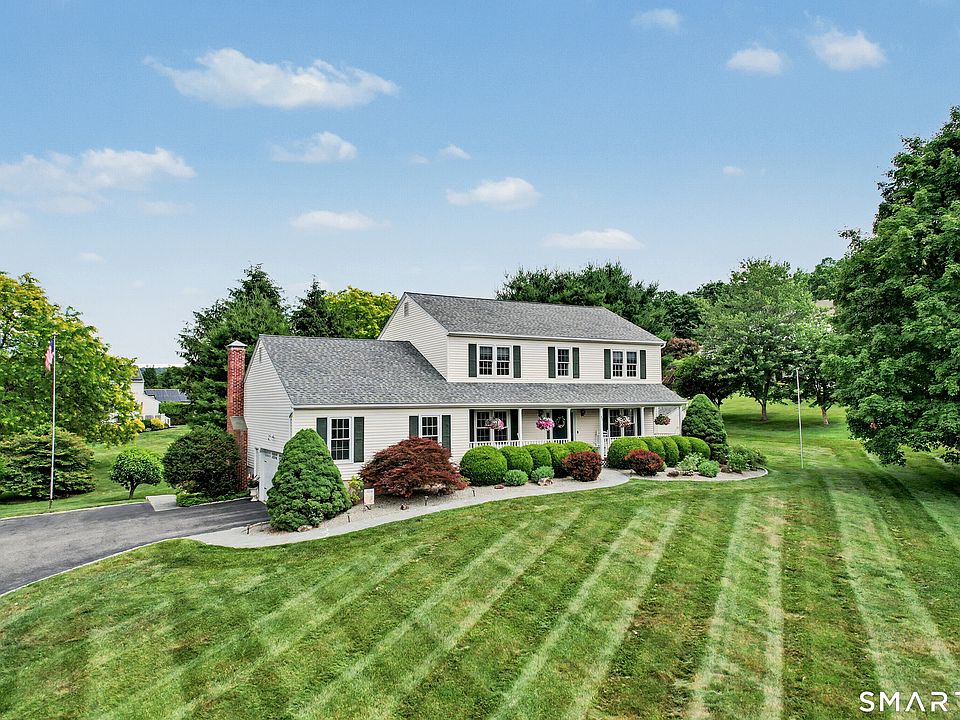 1st image of 42 Country Farm Lane
