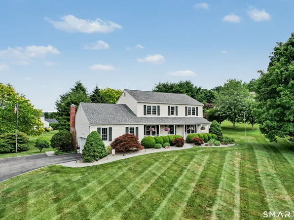 42 Country Farm Lane, New Milford, CT 06776