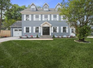 94 Gates Ave, Montclair, NJ 07042