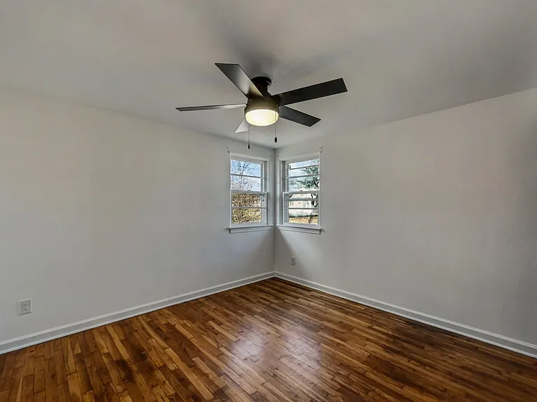 850 Church St — Photo 29