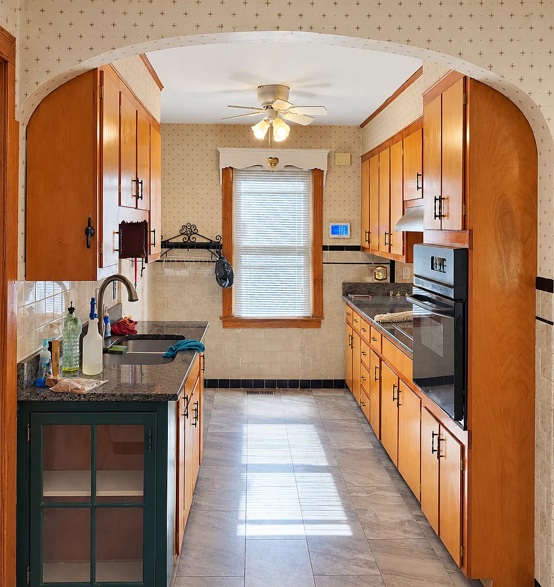 2 bed, 971 sqft, $2,195 — Photo 3
