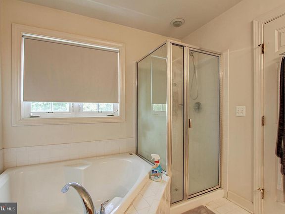 4th image of 8018 Samuel Wallis St