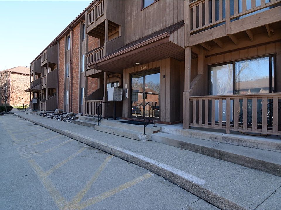 1st image of 430 Woodside Trl