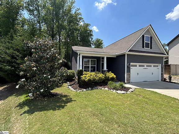 2nd image of 208 Mountain Slope Ct