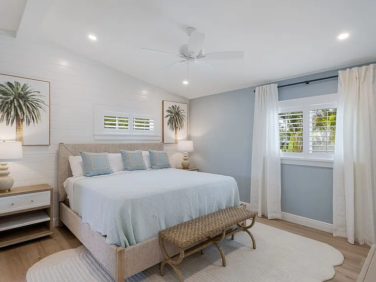 401 N Shore Dr — Photo 16