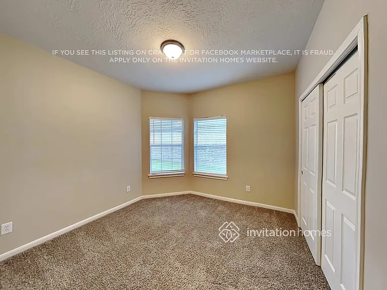 3831 Princeton Park Ct — Photo 11