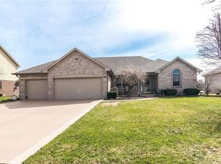 5345 Red Hawk Ln, Greenwood, IN 46143