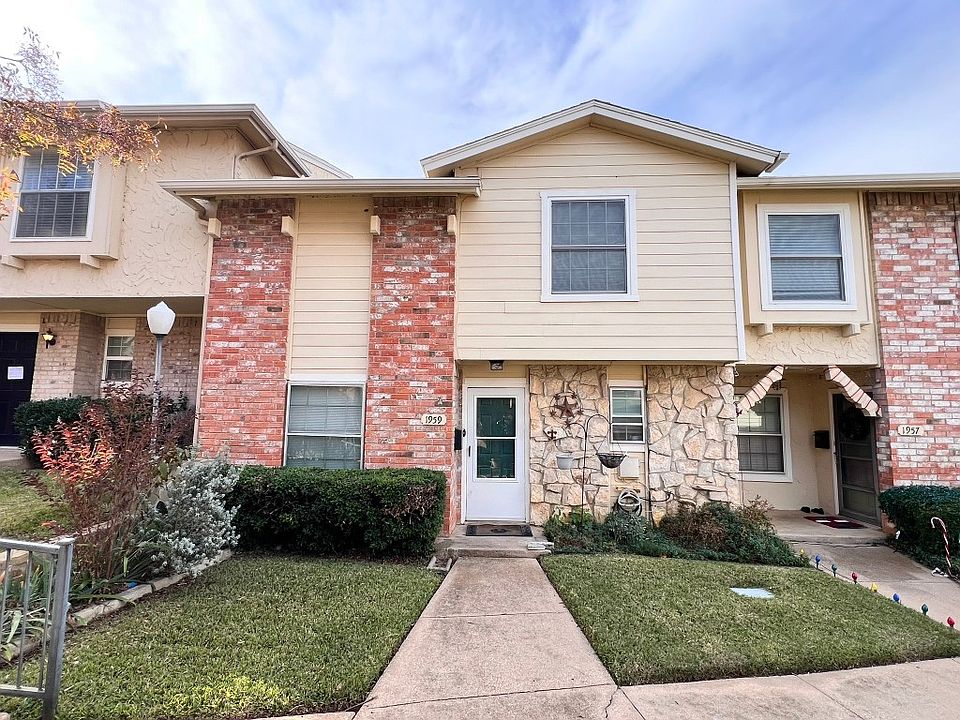 1959 Shorewood Dr, Grapevine, TX 76051 | MLS #20486762 | Zillow