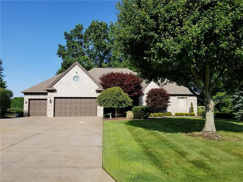 1st image of 2135 Foxden Dr