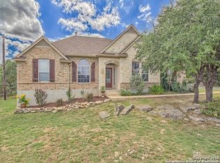 462 Red Rose St, Spring Branch, TX 78070