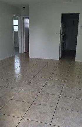 3rd image of 7511 Venetian St #8