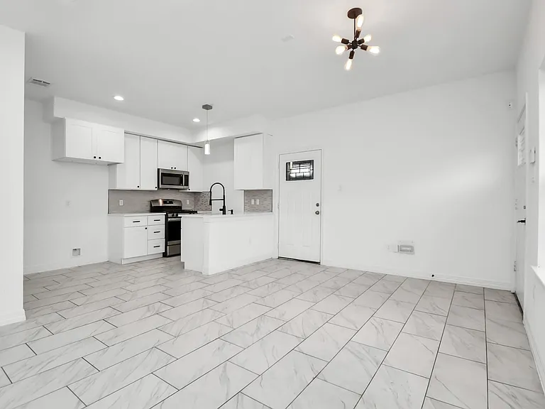 9003 Prairie View Dr #B — Photo 9