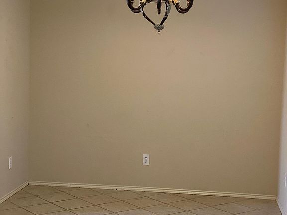 4th image of 1329 Westview Dr
