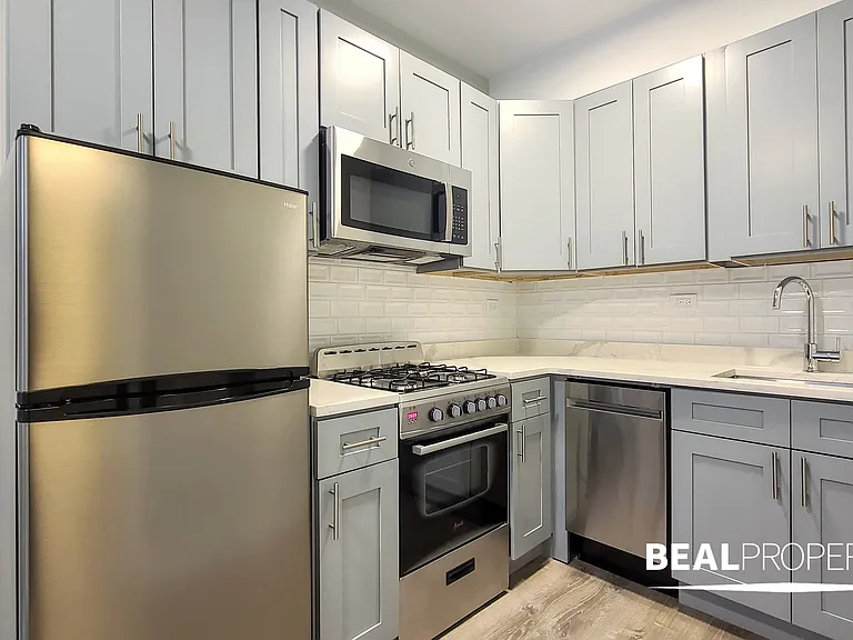 505 West Belmont Ave — Photo 89