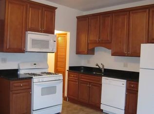 16 Porter St #1L, Cambridge, MA 02141