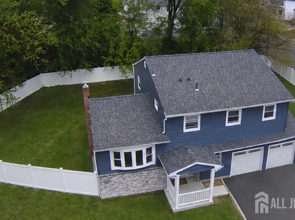 1 Baumer Rd, Sayreville, NJ 08872