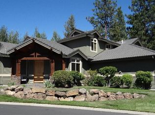 19442 Chip Shot Ln, Bend, OR 97702