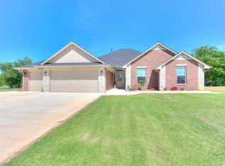 763 S Sara Rd, Tuttle, OK 73089