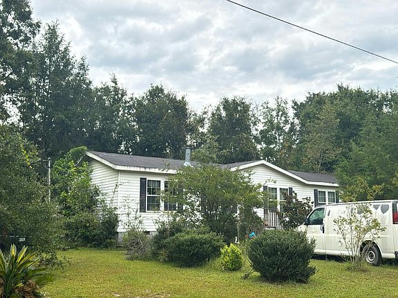 3rd image of 952 River Ridge Cir