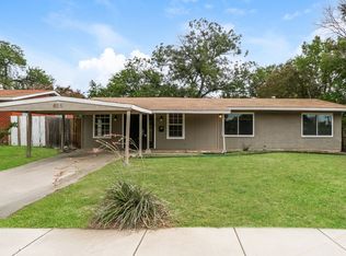 455 Maplewood Ln, San Antonio, TX 78216