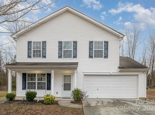 1731 Long Paw Ln, Charlotte, NC 28214
