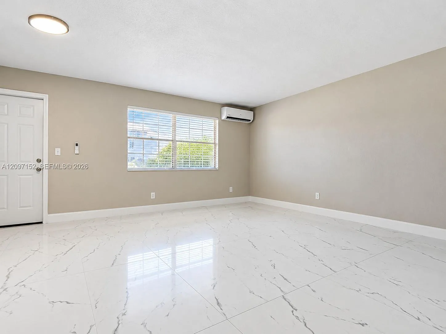 616 SW 14th Ave — Photo 3