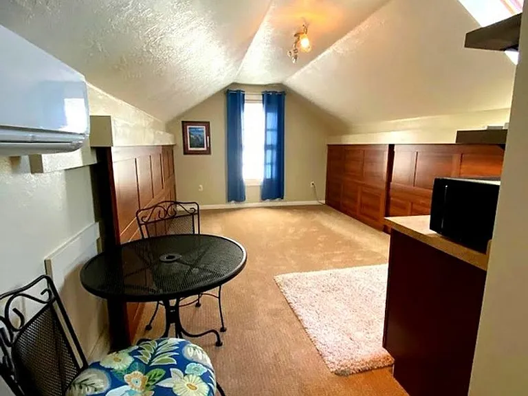 516 W Pueblo St — Photo 11