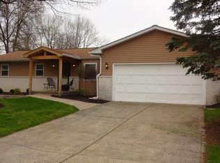 1017 Autumn Meadows Dr, Westerville, OH 43081