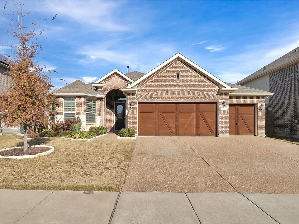 1st image of 3615 Red Deer Ln