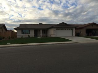 439 N Valley St, Shafter, CA 93263