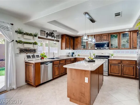 591 Mossy Bark Ct, Las Vegas, NV 89183