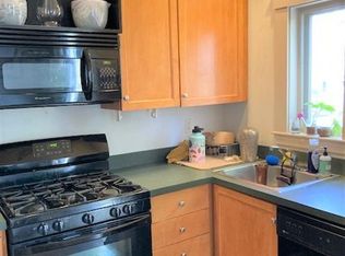 217 Brookline St #1, Cambridge, MA 02139