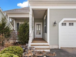 18 Dunbar Drive, Essex Junction, VT 05452