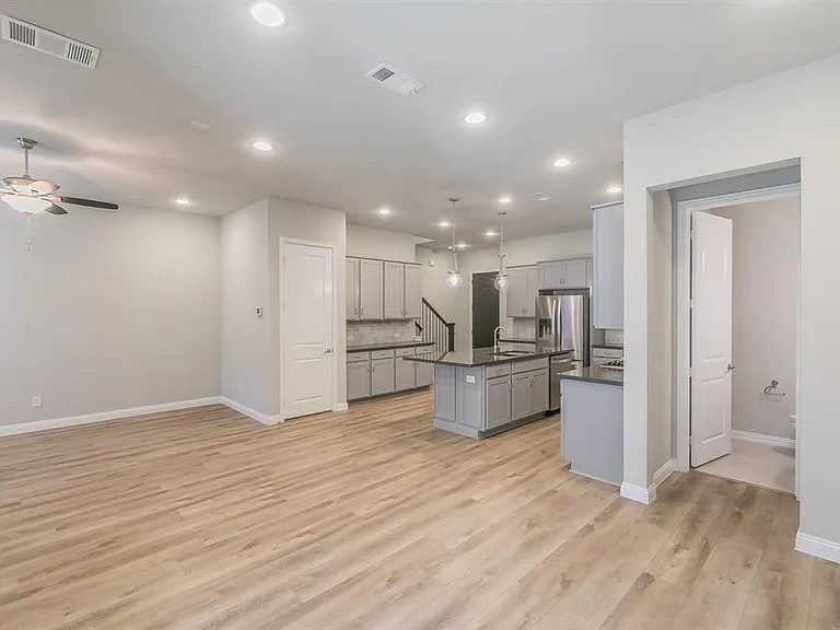 17736 Coralberry Dr — Photo 8